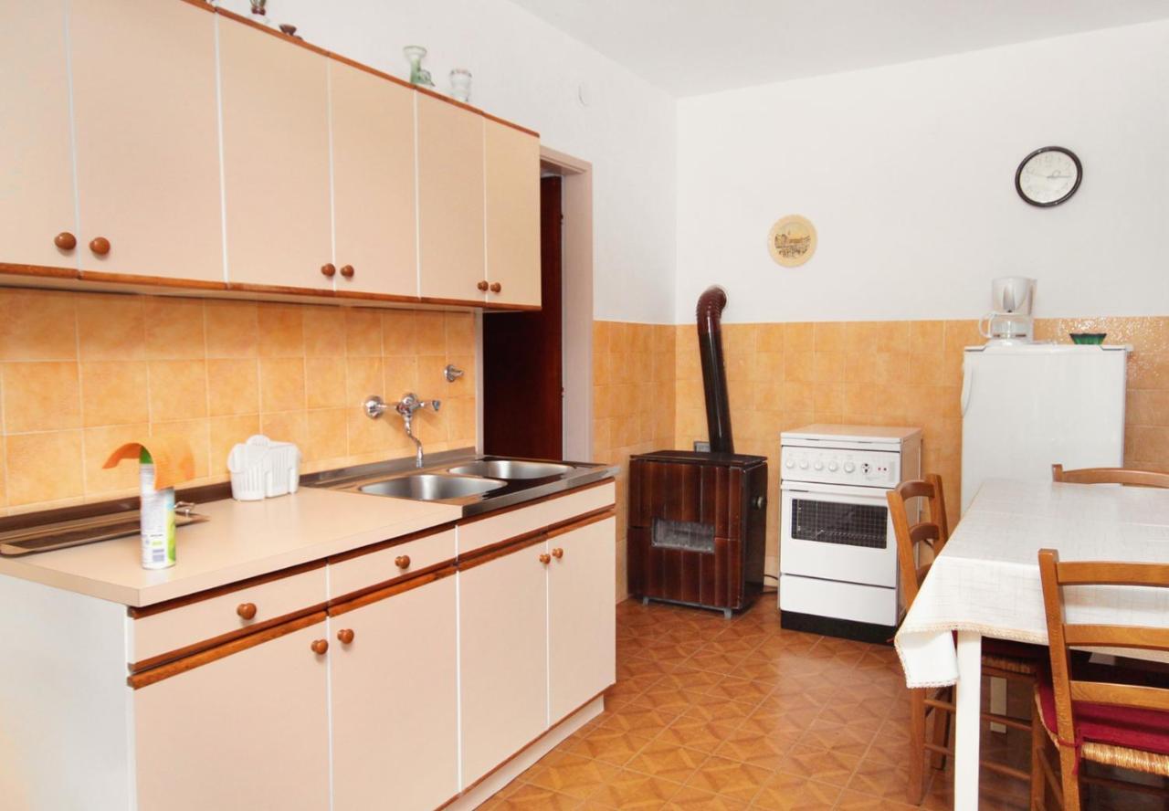 Apartments with a parking space Novi Vinodolski - 2423 Zewnętrze zdjęcie