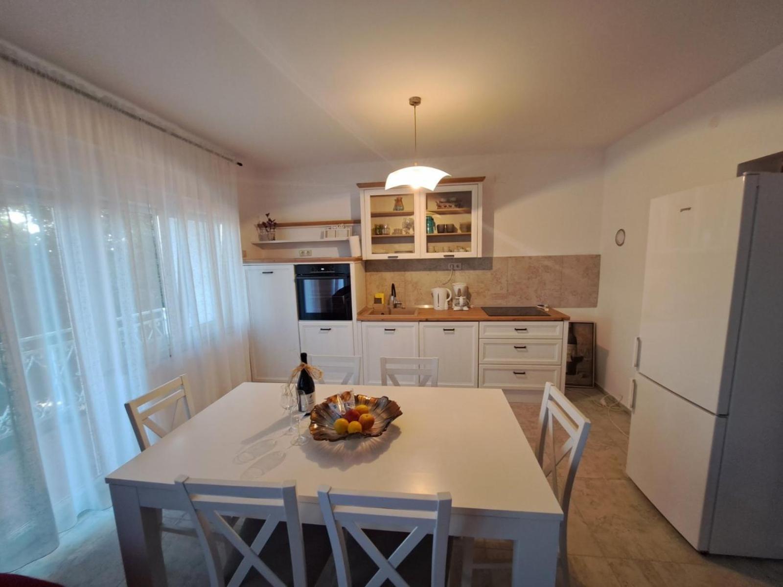 Apartments with a parking space Novi Vinodolski - 2423 Zewnętrze zdjęcie